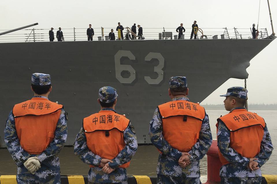 東アジアサミット：南シナ海、米中平行線 テロ対応も議論