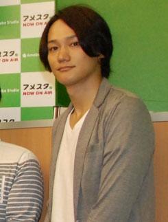 寿里：巨人・相川捕手の弟 小野麻亜矢と“舞台出会い婚”