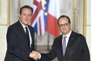 対「イスラム国」空爆強化方針で合意…英仏首脳 2015年11月24日 01時11分