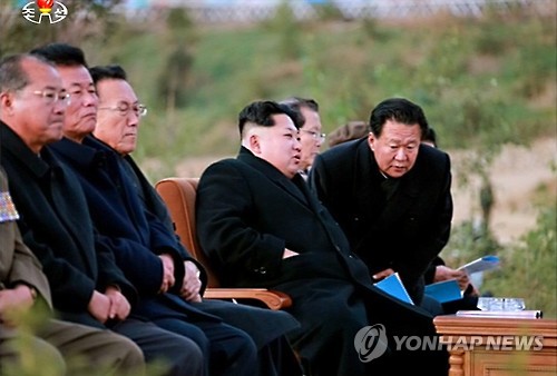 金正恩氏側近の追放、政策で意見相違…韓国報告 2015年11月24日 21時30分
