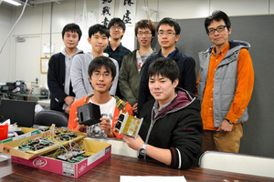 Ｈ２Ａ打ち上げ成功 角田で６０人見守る 2015年11月25日