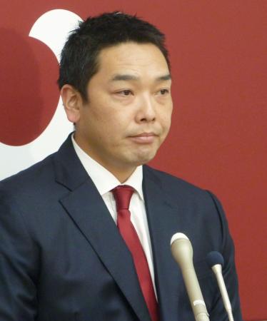 巨人・阿部、１億８４００万円減 プロ野球契約更改