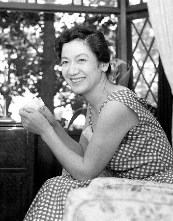 「理想の日本人女性」原節子さん悲報、海外でも大きく報じる