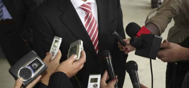 政治資金でRIZAPに通った議員に批判殺到！本人はスポーツ振興のためと釈明