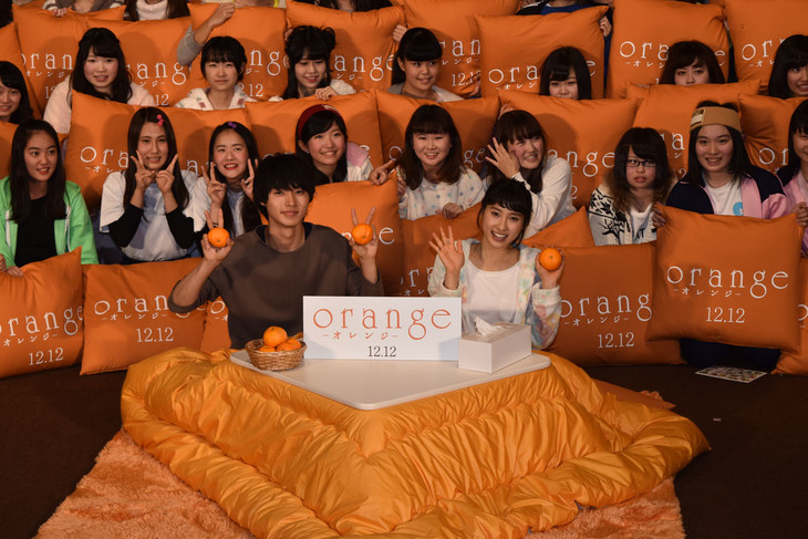 「orange」こたつに入り映画鑑賞、土屋太鳳「演技のポイントは記憶と母性」