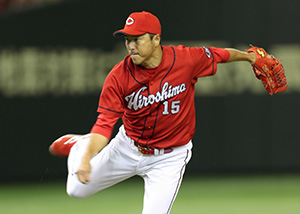 広島黒田、現役続行「来年やります」40歳男気決断