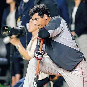 巨人クルーズ誕生！背番号『１１』に内定「守備は負けない」