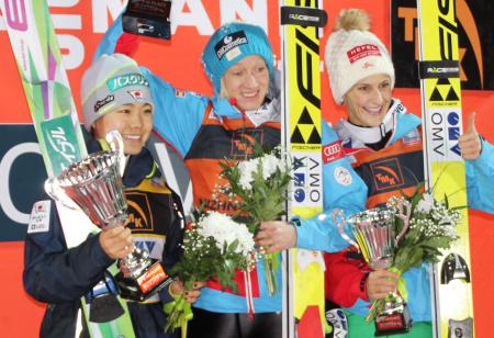 高梨、悔しい逆転負け＝５連勝でストップ－Ｗ杯ジャンプ女子