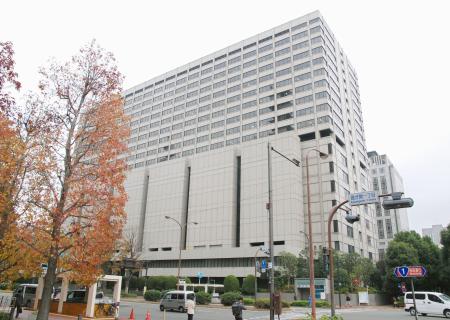 東京地・高裁で５８法廷閉鎖＝アスベスト工事中に白い粉