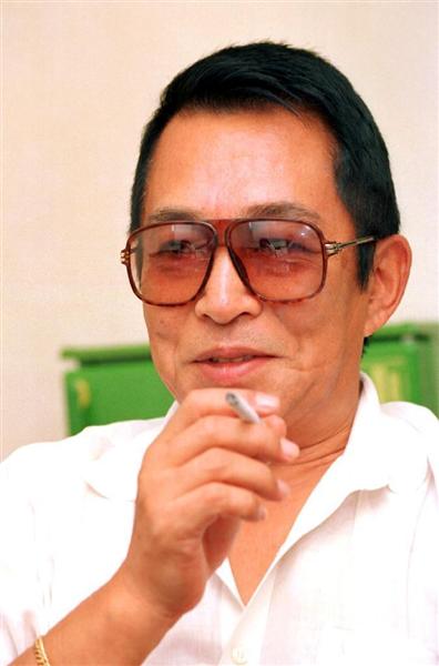 俳優、作家の安藤昇さん死去 「やくざと抗争」