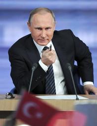 シリア和平、米と協調 ロシア大統領会見、トルコを揺さぶる
