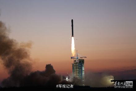 暗黒物質観測用、衛星発射