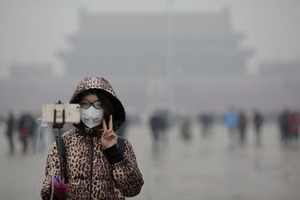 【ＰＭ２・５】中国大気汚染が深刻化 北京でまた最悪の汚染警報 ２回目、車両規制や休校も