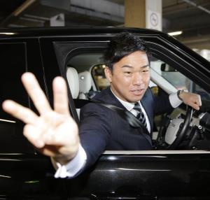 ソフトＢ長谷川 ２億円３年契約に驚き「来年にかける気持ちだった」