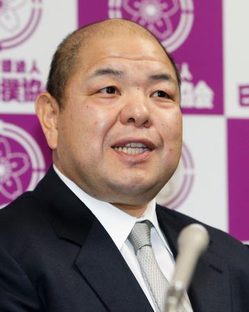 八角新理事長誕生、表情引き締める貴乃花親方
