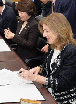 ＩＳＳへの日本参加、２４年まで延長…米と合意 2015年12月23日 00時03分