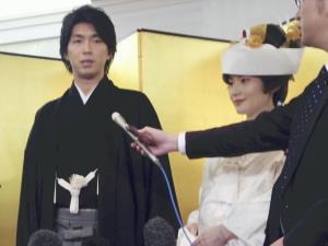 衆院議員の育休に谷垣氏「被雇用者とは違う」 2015年12月23日 21時10分