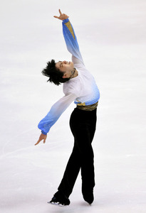 宇野２位発進「予想より点出た」羽生に４・69差