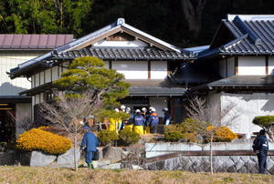 民家火災で２人死亡＝９１歳・８６歳夫婦か—福島