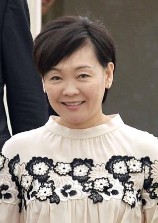 安倍昭恵・首相夫人が靖国参拝、ＦＢに書き込み