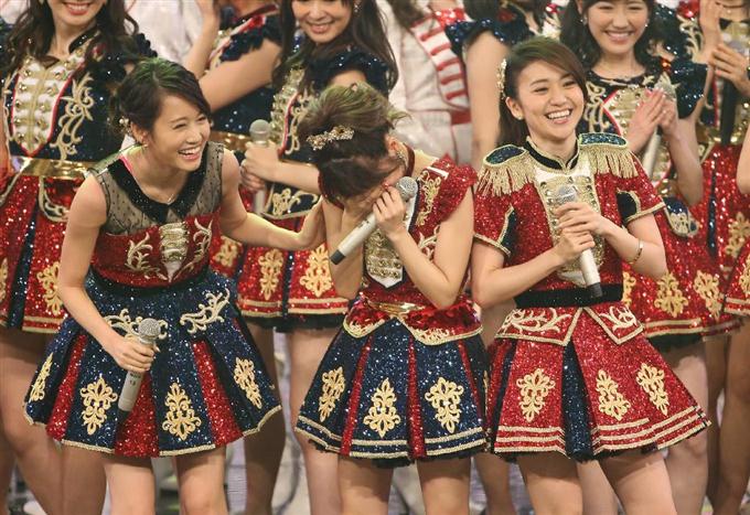 高橋みなみ涙 前田敦子、優子サプライズ出演／紅白