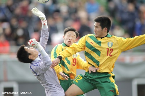 連覇目指す星稜、逆転で3回戦へ…高校サッカー