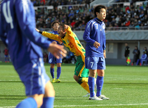 前回優勝の星稜など１６強 全国高校サッカー