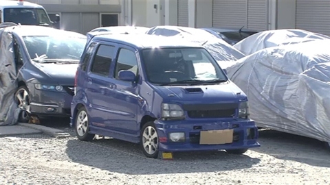 出火直前、男が車で去る 半田の殺人・放火