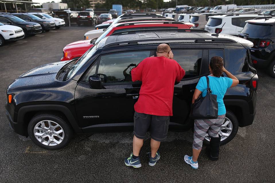 米自動車販売、12月も好調－15年は過去最高更新へ