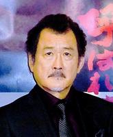 吉田鋼太郎 ２２歳年下女性と元日婚