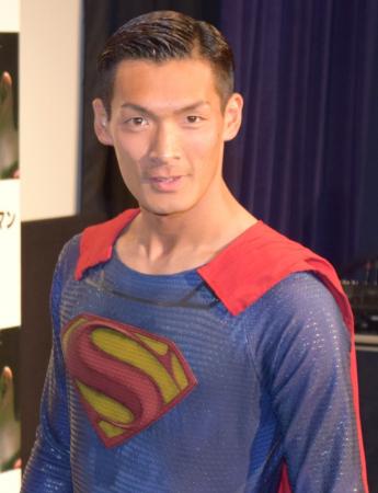 ムネリン＆槙野が競演！ バットマンＶＳスーパーマンで登場