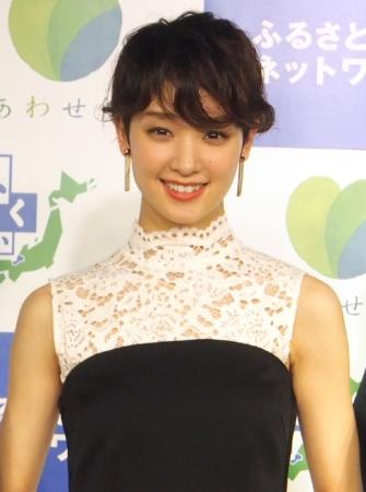 剛力彩芽、ベッキー不倫報道に困惑「どう思いますかって…」