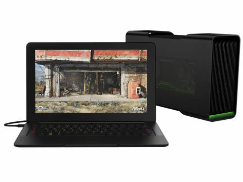 モバイルとゲーミングを両立! 外付けGPUと接続可能な12.5型ノート-Razer