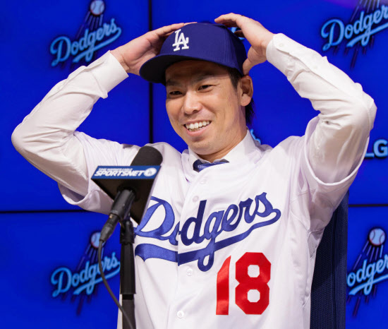 前田「チームに貢献」 ドジャース入団 貴重な先発右腕