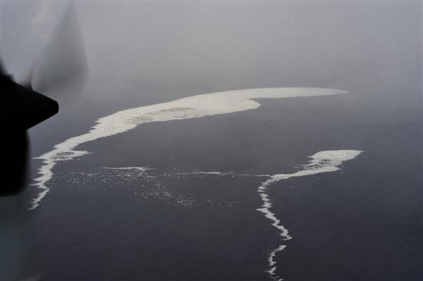 海上自衛隊Ｐ３Ｃ哨戒機、今冬初の流氷観測