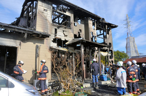 母と妹を焼死させた容疑、３１歳の長男逮捕 大分