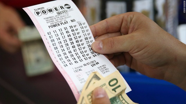 米史上最高の賞金額１千億円、宝くじの当選番号決まる