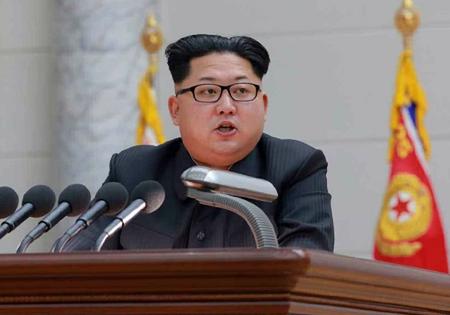 北朝鮮・金第１書記、核を正当化「自衛的措置」…米はＢ５２展開