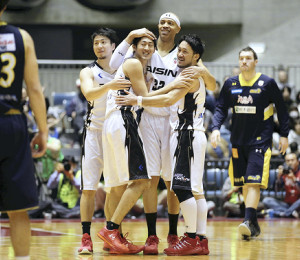 多彩な攻め手で復権＝アイシン三河、結束高め頂点－全日本バスケット