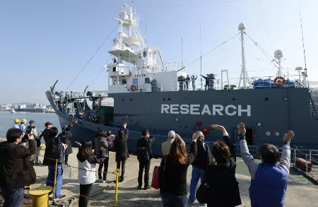 日本の調査捕鯨再開反対 米豪にニュージーランドとオランダが声明