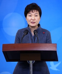 朴大統領、元慰安婦らに理解求める意向 日韓合意