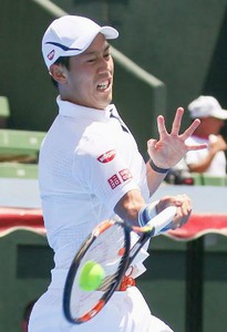 錦織、猛烈な暑さの中で１８歳若手に勝利／テニス