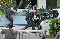 ジャカルタで爆弾テロ、６人死亡＝容疑者、ＩＳと関連か－インドネシア