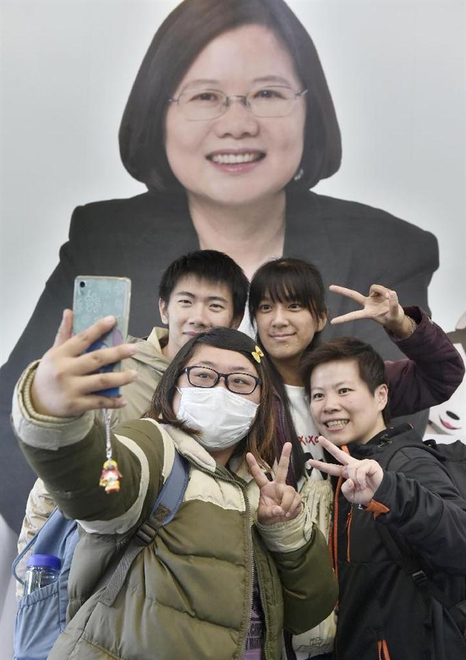 蔡氏、新政権へ与党に圧力 台湾、４カ月の政治空白