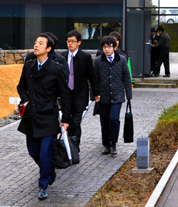 化血研の業務停止処分始まる 過去最長、５月６日まで