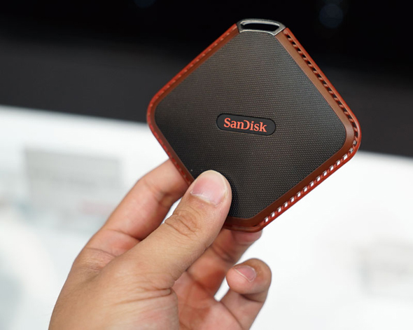 信頼性とスピードを手のひらに サンディスクがポータブルSSDの新製品を発表