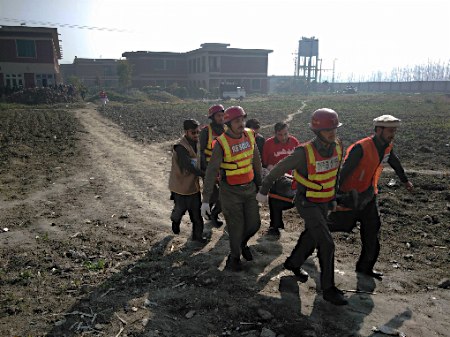 武装勢力が大学襲撃=パキスタン