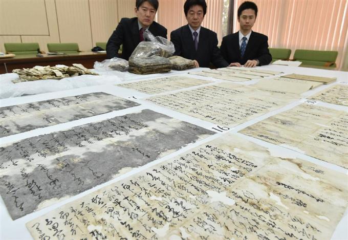 豊臣秀吉が重臣に指示や叱責 兵庫で朱印状33通