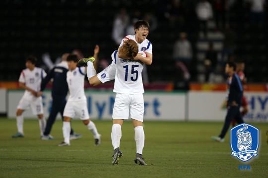 五輪行き決めたＵ２３代表、決勝は韓国と サッカー