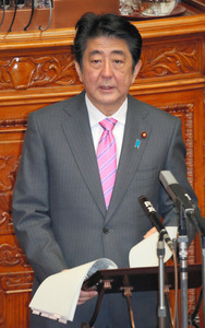 首相、甘利氏続投の意向示す 参院代表質問で答弁